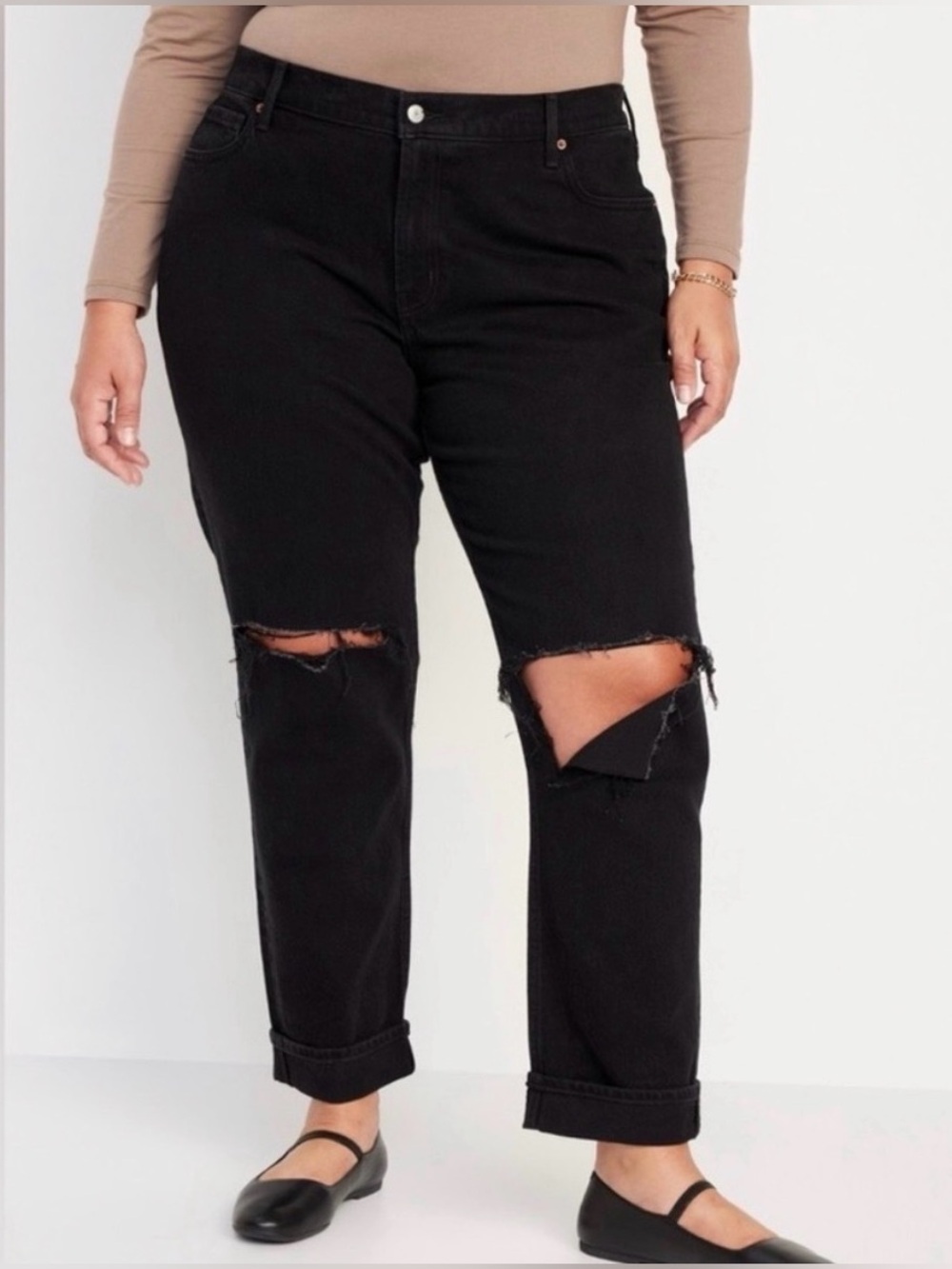 Old Navy Mid Rise Distressed Boyfriend Jeans, Size 16P (28 Inseam) - NWT